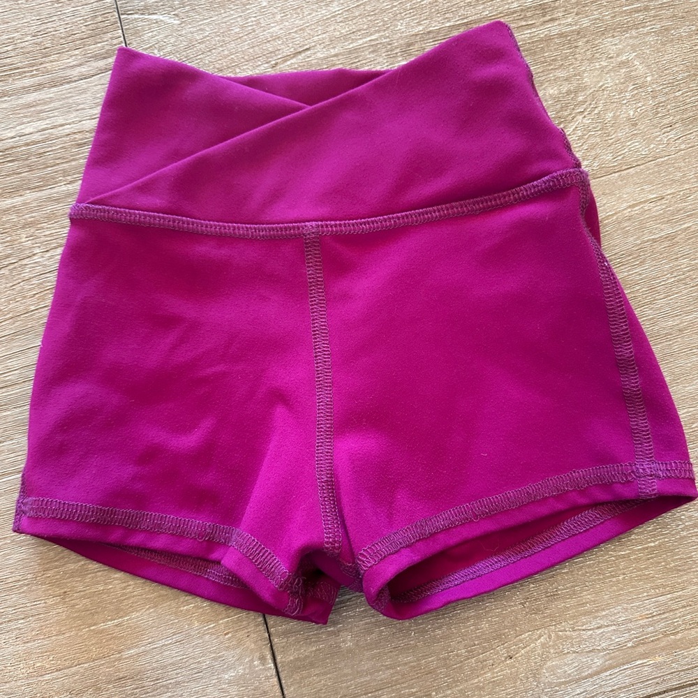 Like New Tiger Friday Alter Ego Shorts in Mulberry Size CL